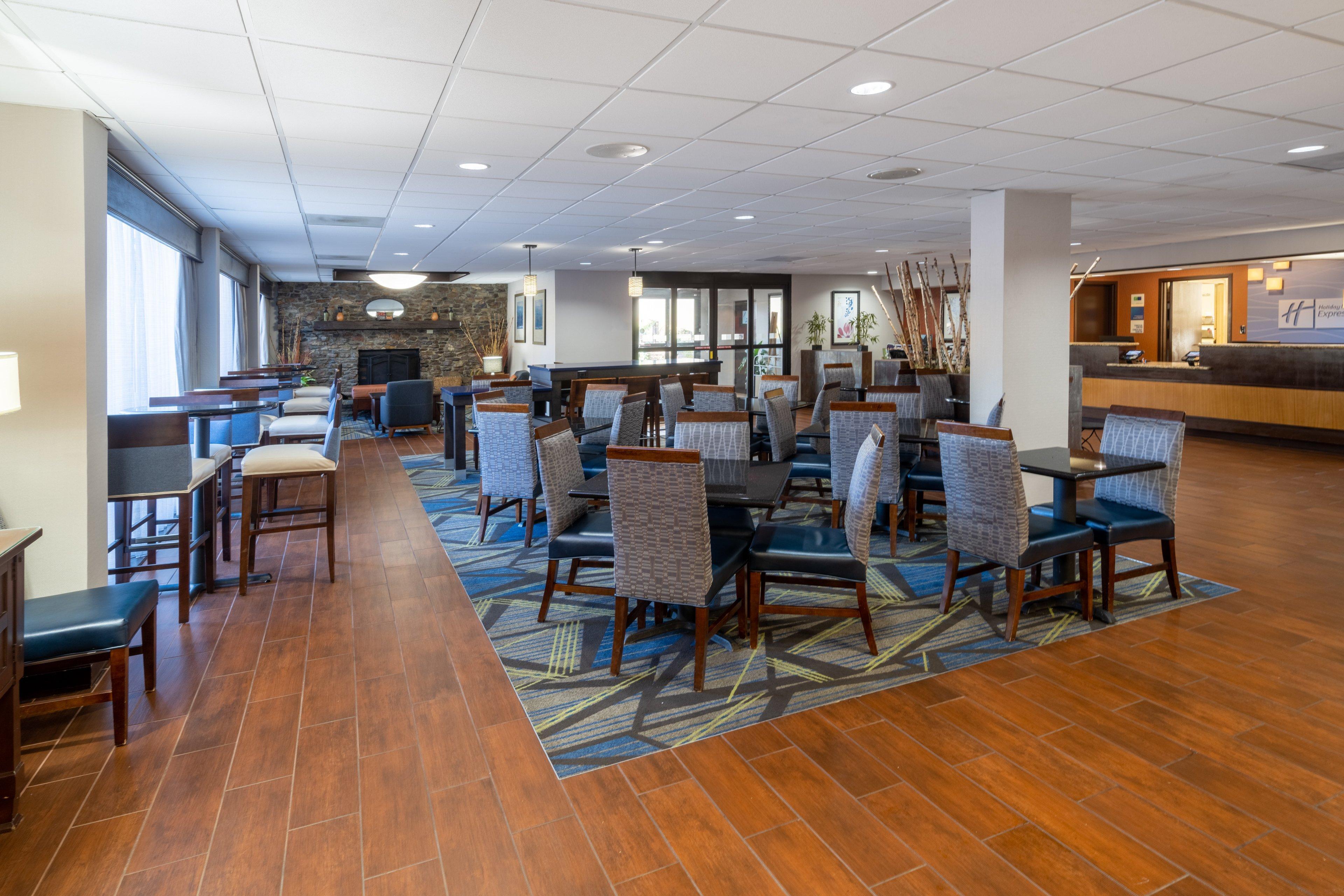 Holiday Inn Express Forsyth By Ihg Dış mekan fotoğraf