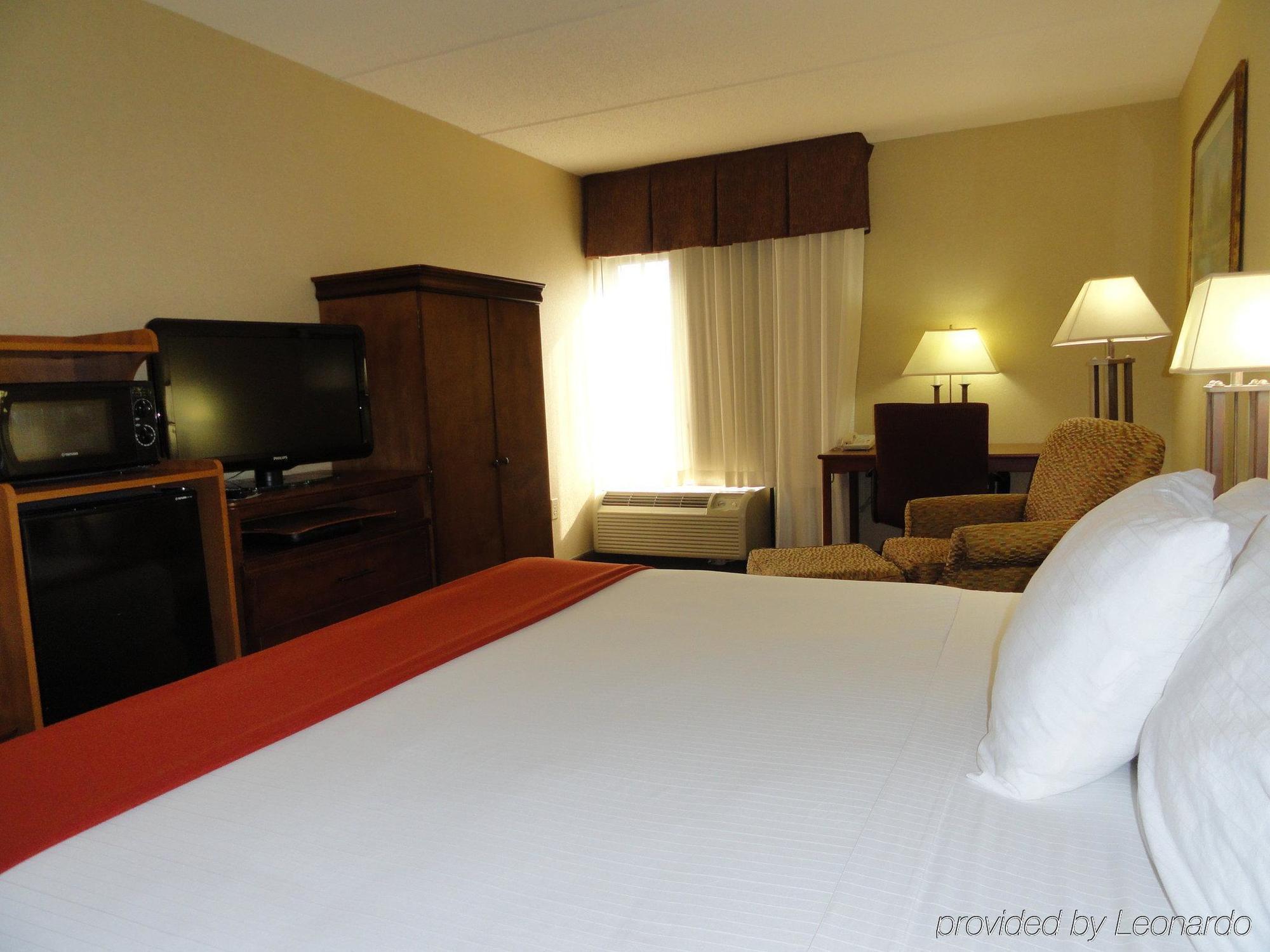 Holiday Inn Express Forsyth By Ihg Dış mekan fotoğraf